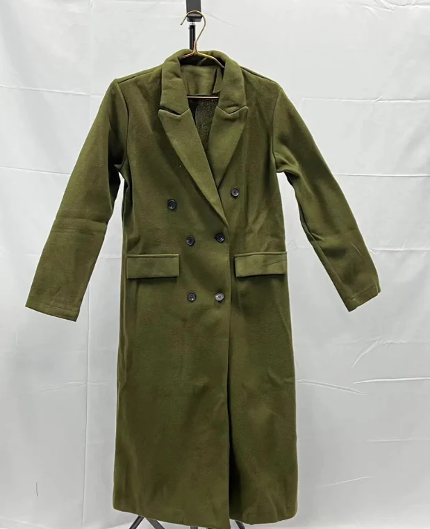Soledad | Classic and elegant winter garment. - Image 3