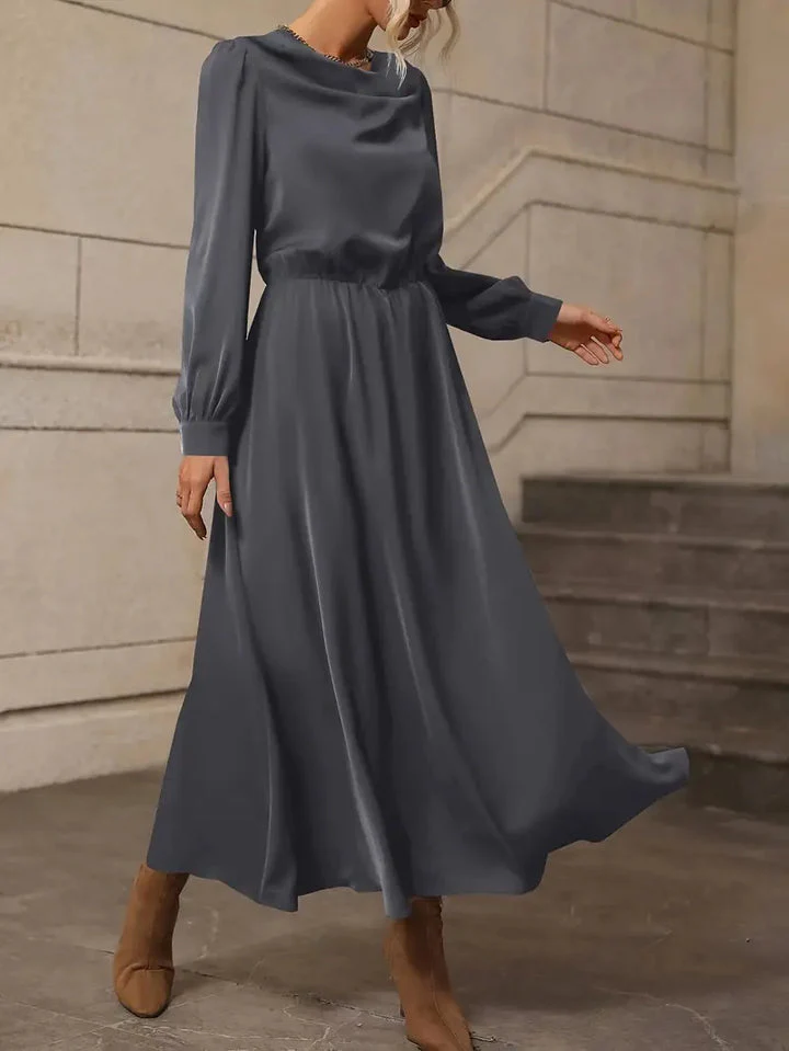 Soraya | Simple and stylish winter dress - Image 15