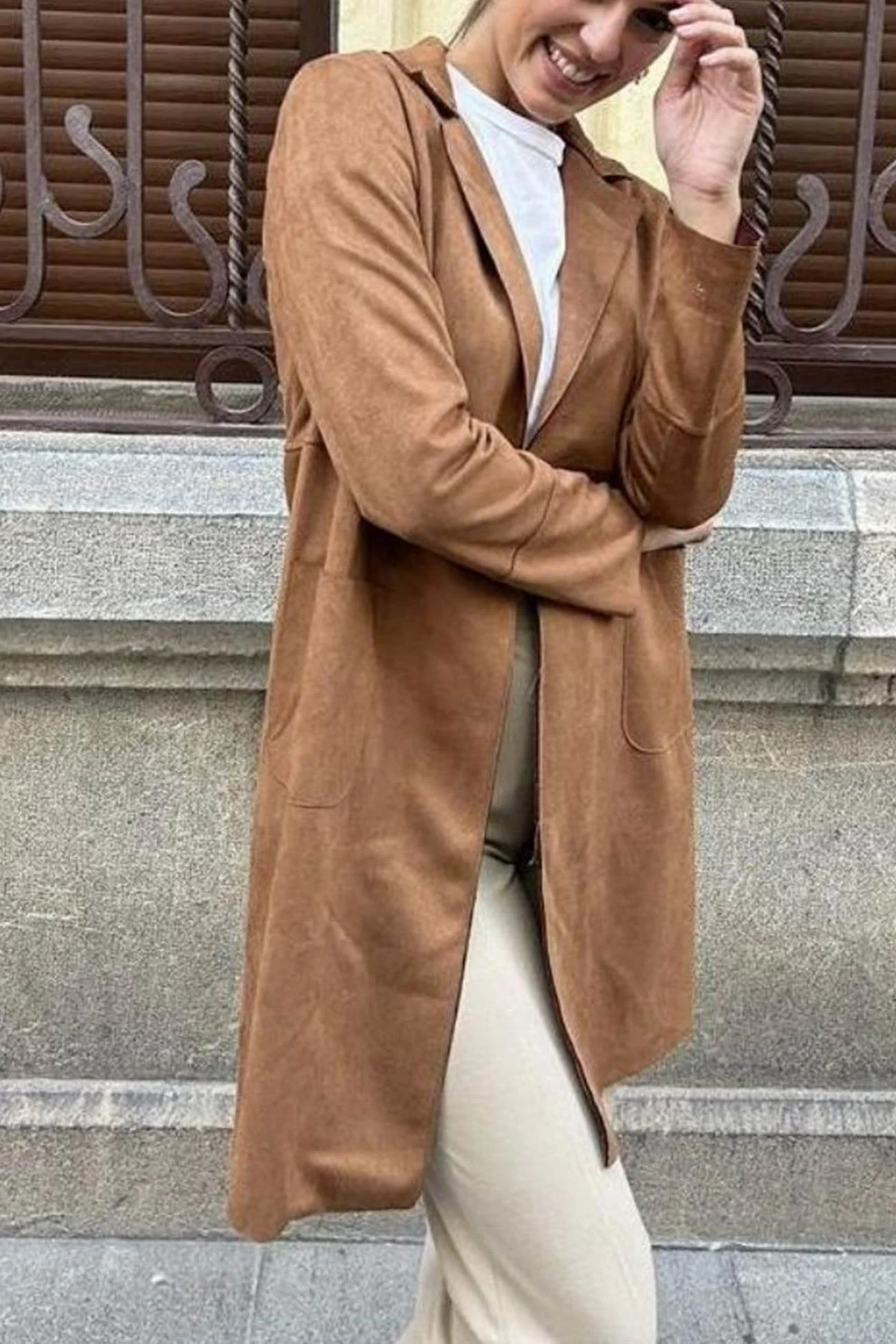 Stefanie | Solid color suede mid-length blazer - Image 3