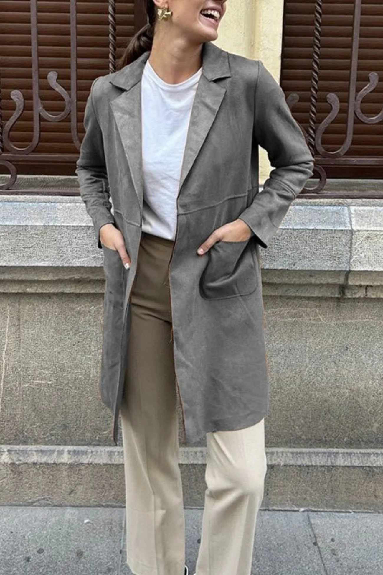 Stefanie | Solid color suede mid-length blazer - Image 4
