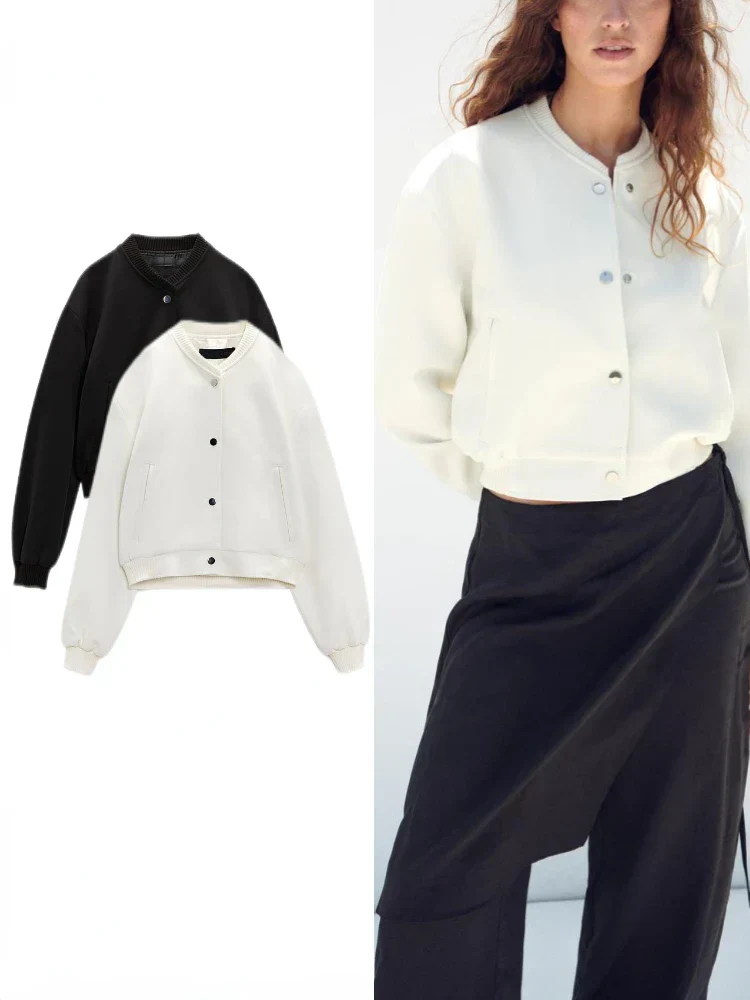 Stella | Bomber jacket with metal print buttons - Image 10