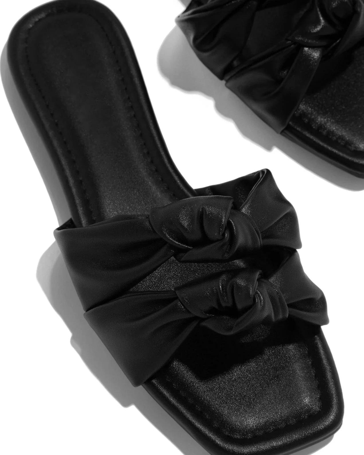 Sue® | Fashionable Flat Sandals For Women - Image 5
