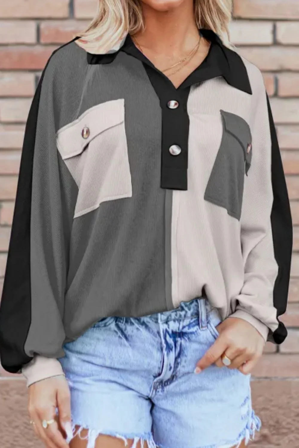 Susana | Long sleeve sweatshirt with color block collar and collar - Image 5
