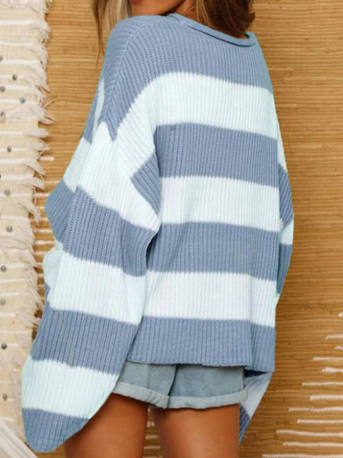 Tania | Crew neck sweater with long sleeves - Image 2