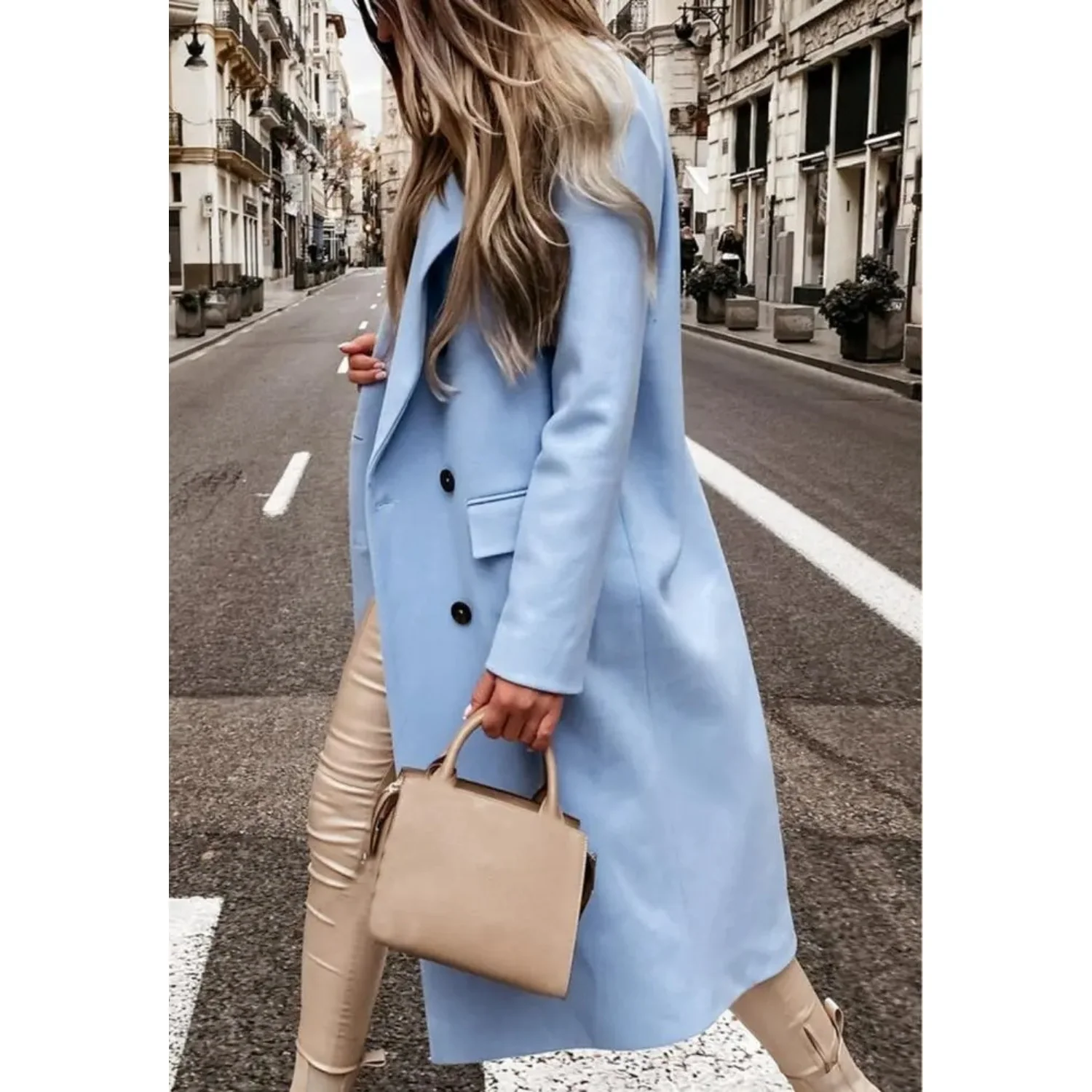Tania | Timeless and elegant winter clothing