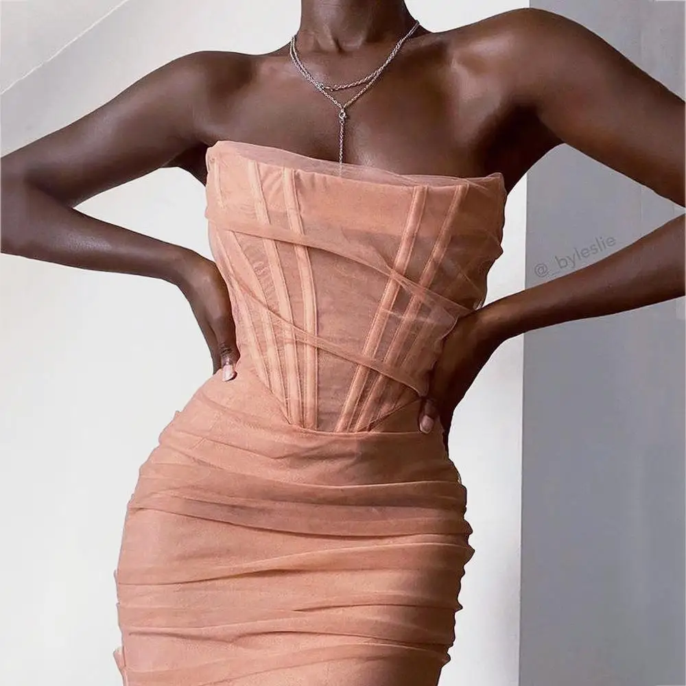 Tatiana® | Figure-Hugging Evening Dress With Corset Detail And Strapless Design - Image 2