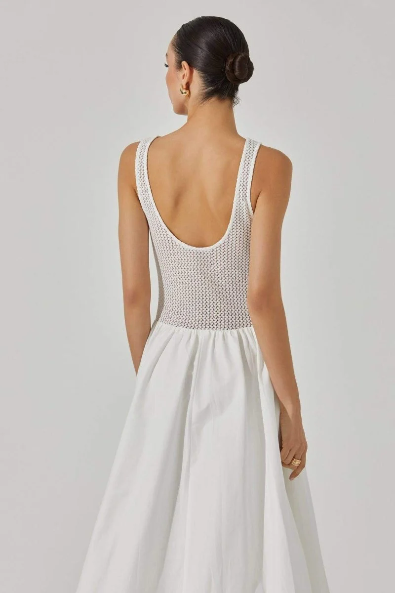 Teodora® | Sleeveless Midi Dress In Contrast Color - Image 3