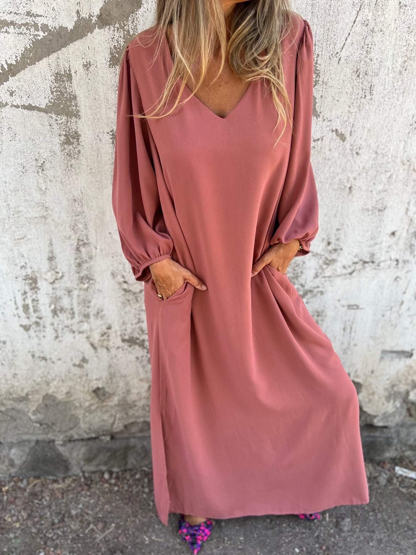 Teresa® | Elegant women's V-neck maxi dress - Image 12