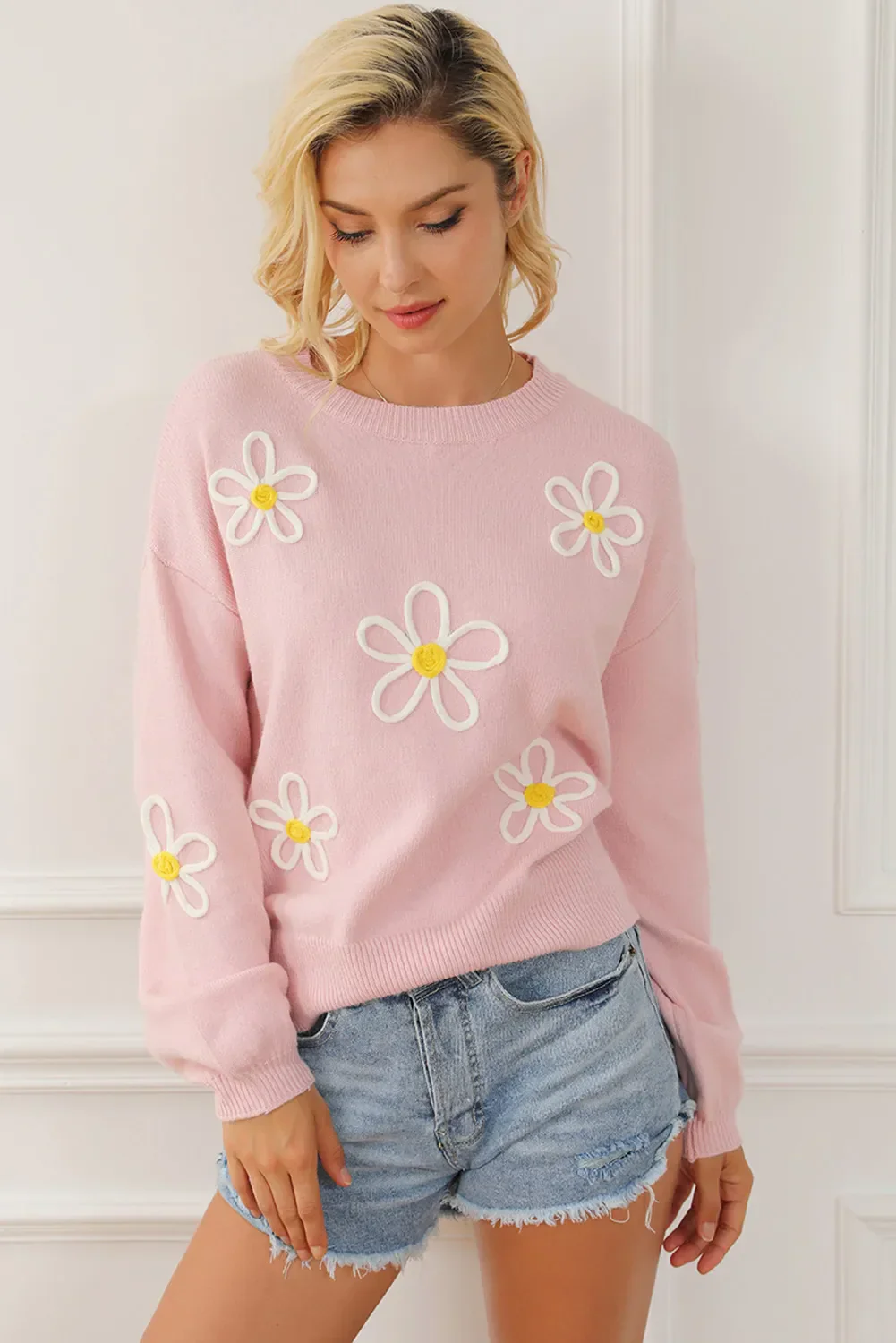 Teresa | Floral sweater with a crew neck and dropped shoulders - Image 2