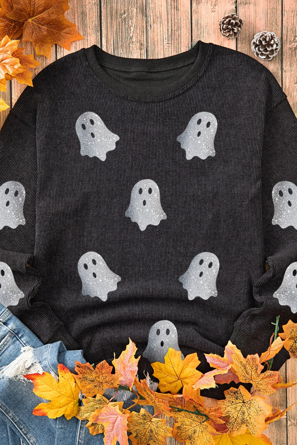 Teresa | Glittery long-sleeved Ghost crewneck sweatshirt - Image 9