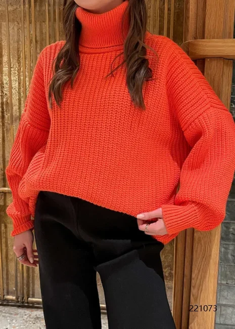 Thalia | Warm knitted sweater for women for autumn and winter - Image 9