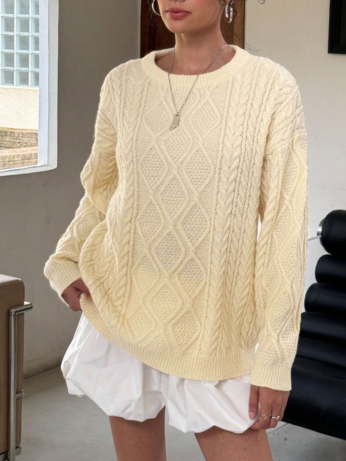Ursula | Women's sweater with a loose crew neck - Image 4