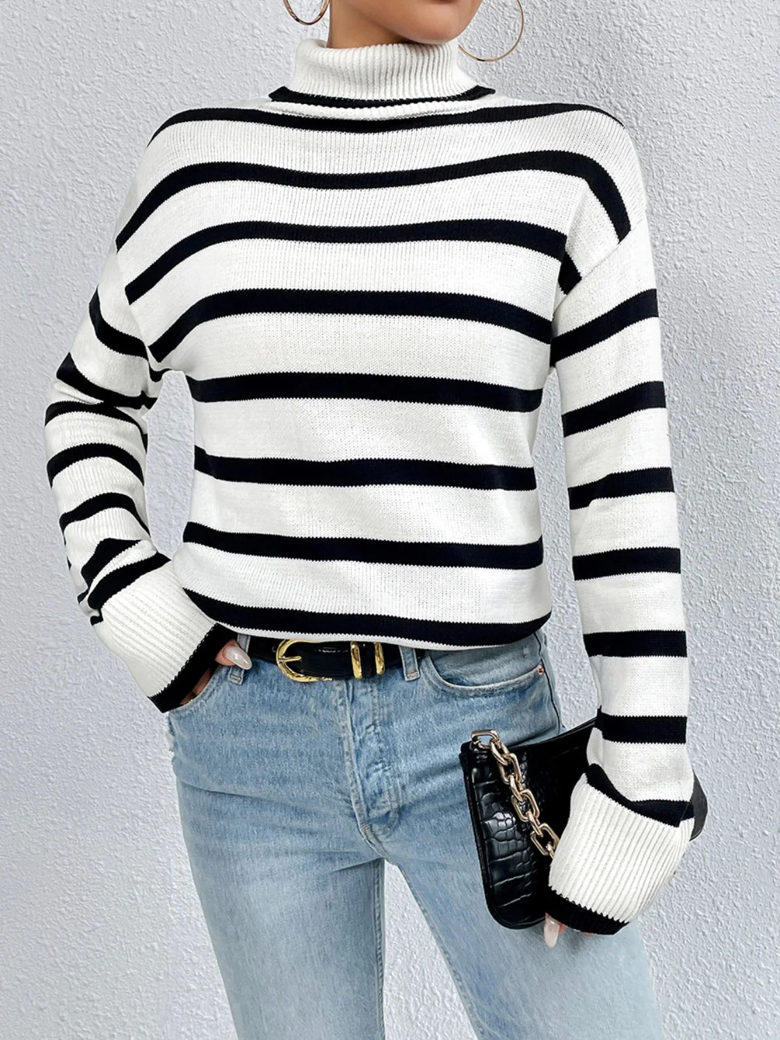 Valentina | Classic and stylish winter sweater - Image 4