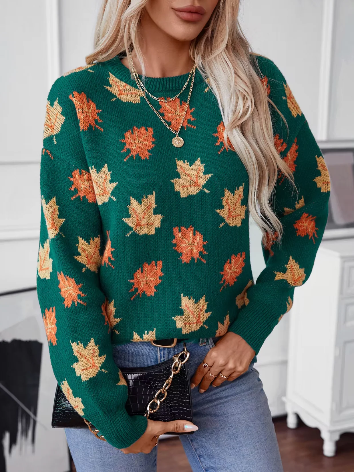 Valentina | Knitted sweater with a maple leaf print - Image 3