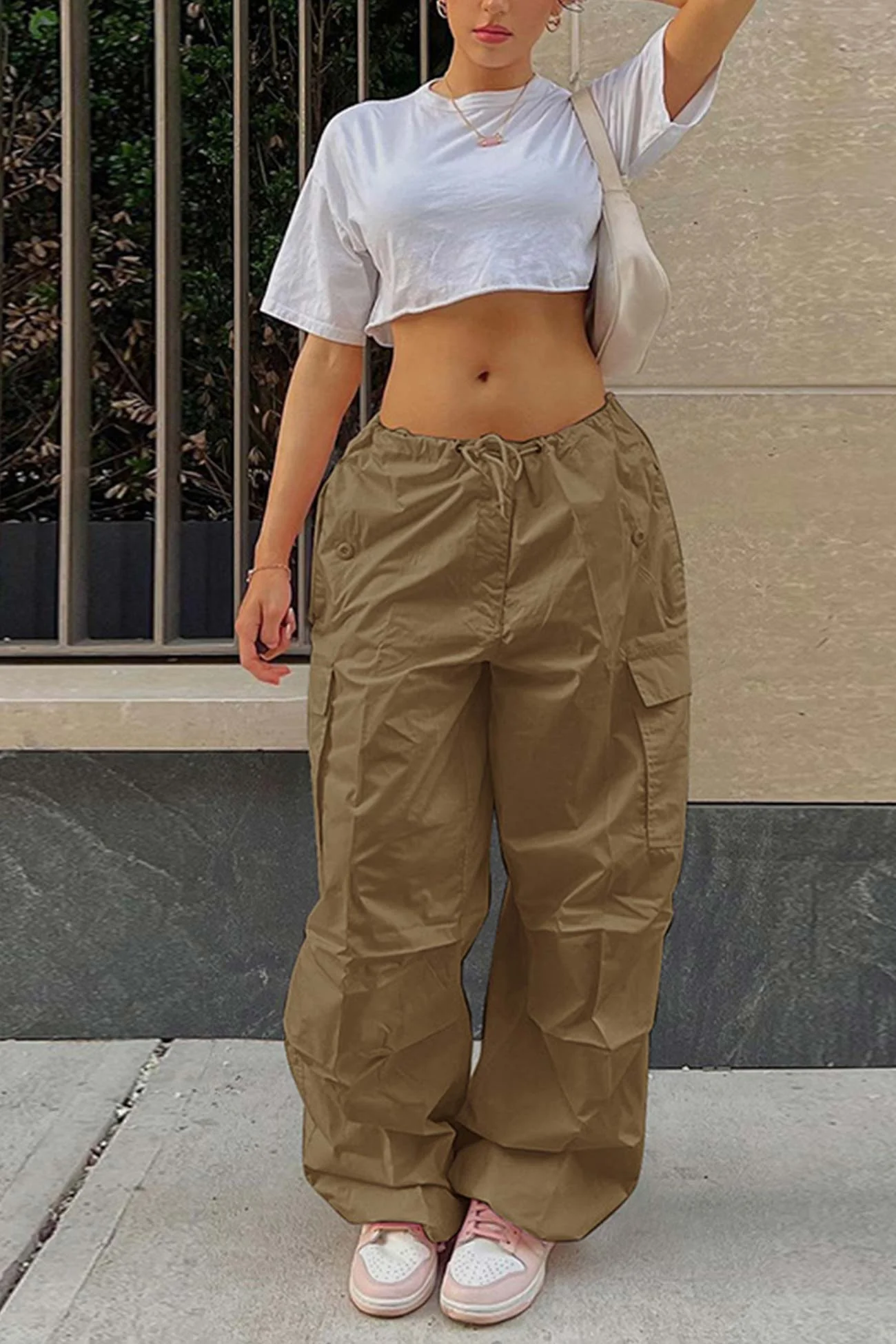 Valeria | Solid color high waist cargo pants - Image 12