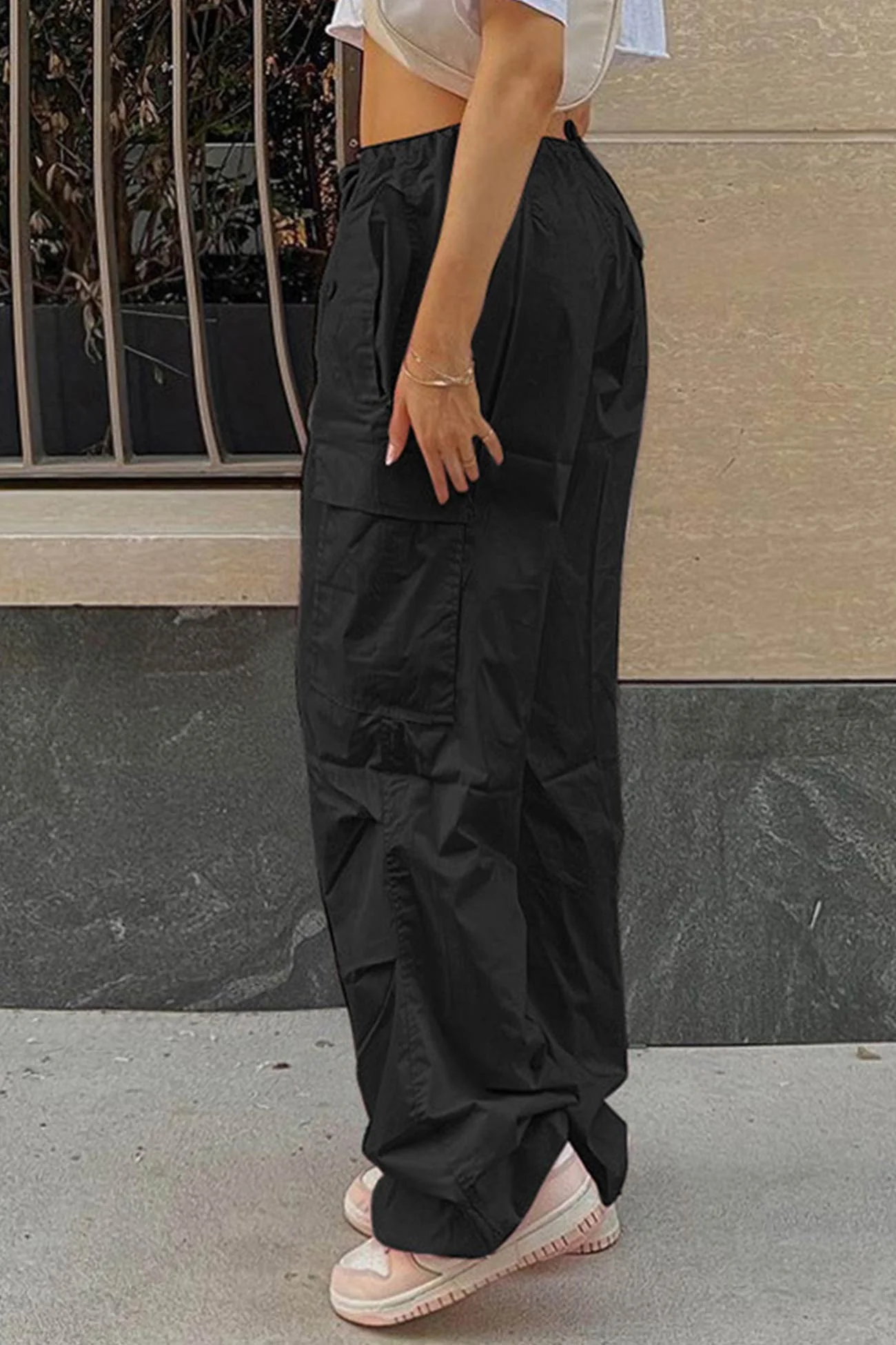 Valeria | Solid color high waist cargo pants - Image 8