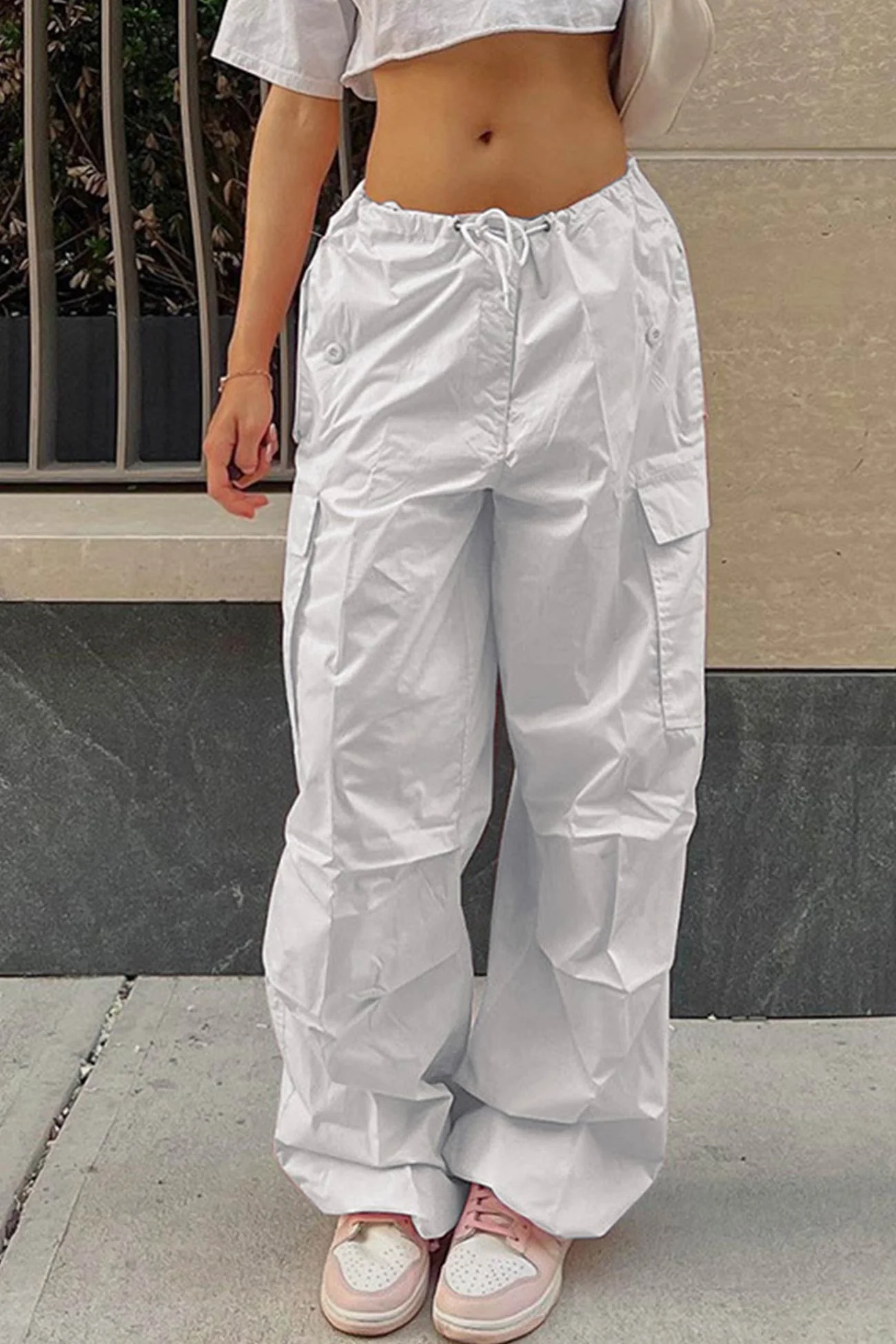 Valeria | Solid color high waist cargo pants - Image 9