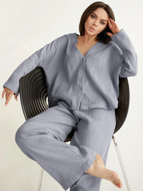 Vanessa | Oversized cotton pants and sweater - Image 2