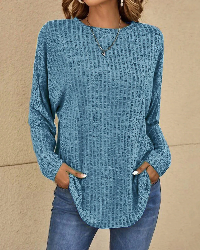 Vera | Top with a round neckline and long sleeves