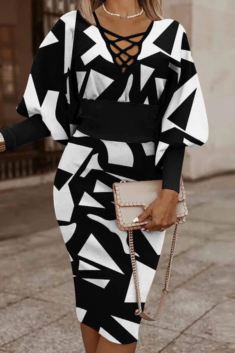 Verónica | Casual printed patchwork dresses with V-neck and long sleeves - Image 4