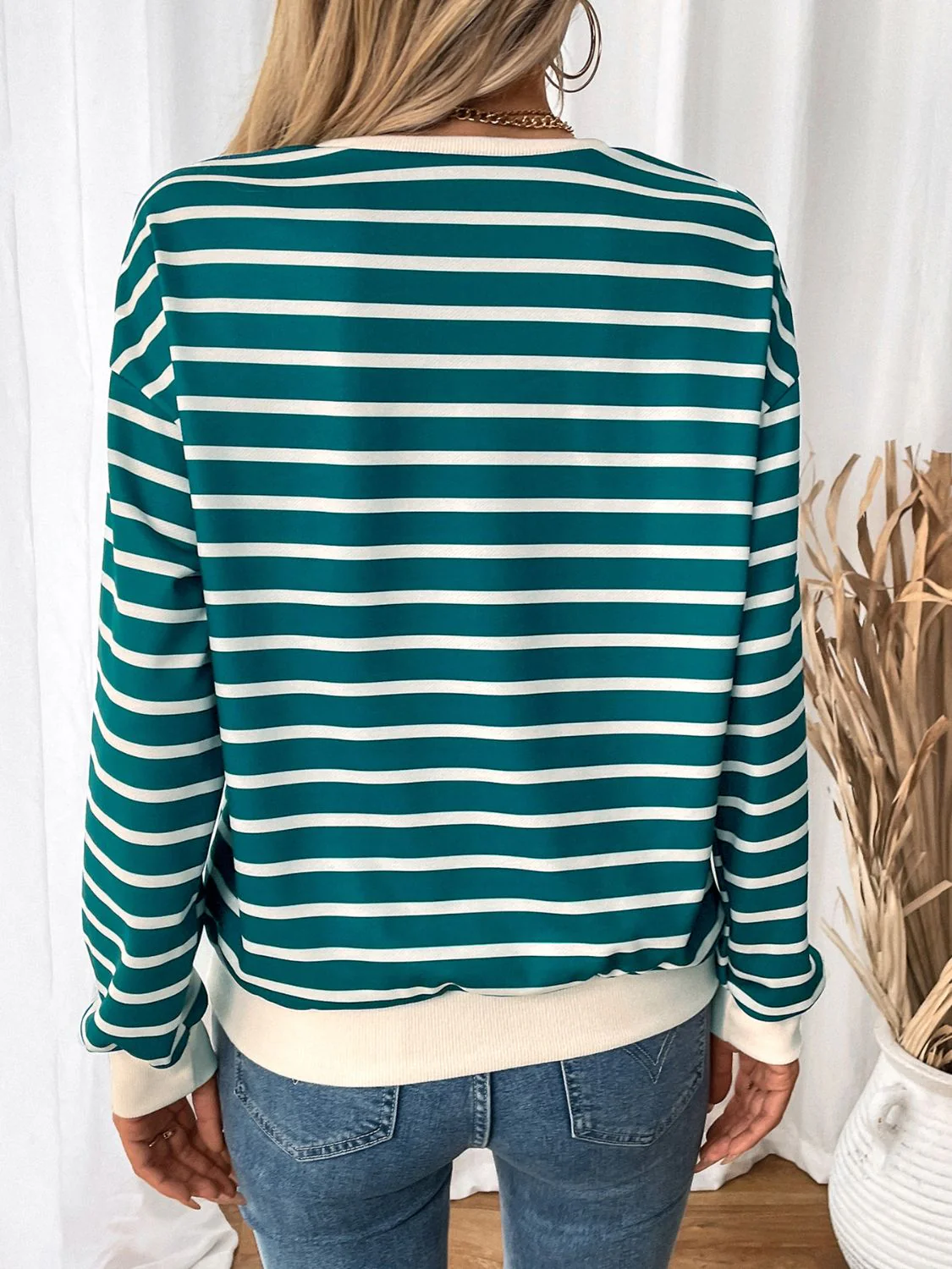 Verónica | Perfee striped long sleeve crew neck sweatshirt with contrast - Image 2