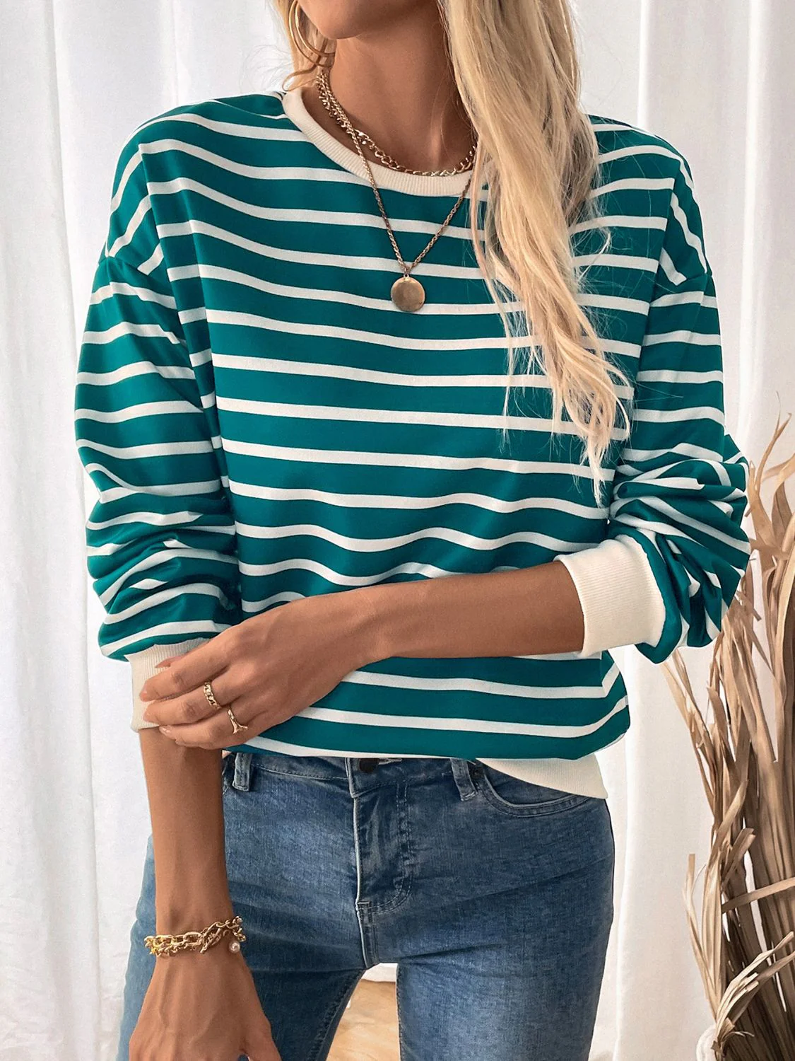 Verónica | Perfee striped long sleeve crew neck sweatshirt with contrast - Image 5