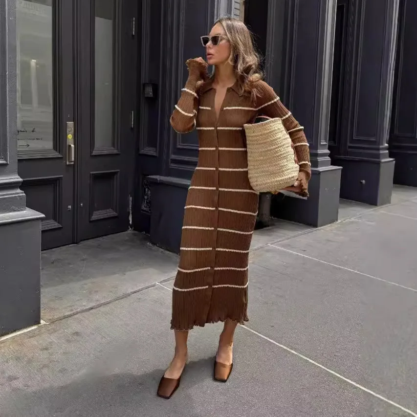 Victoria | Elegant brown striped knitted dress for winter - Image 6