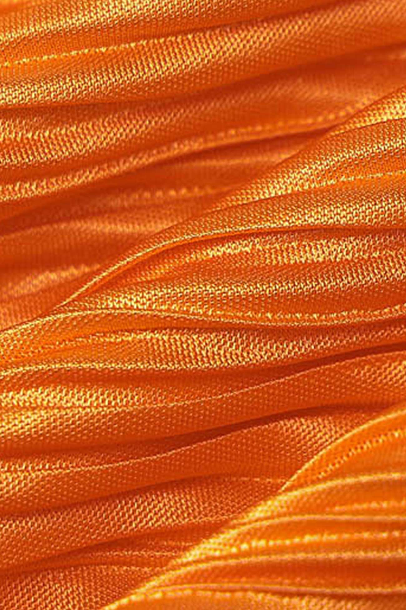 Victoria | Solid color pleated maxi dress with a crew neck - Image 4
