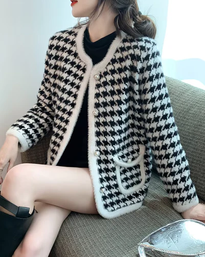 Victoria | Vintage houndstooth cardigan - Image 3