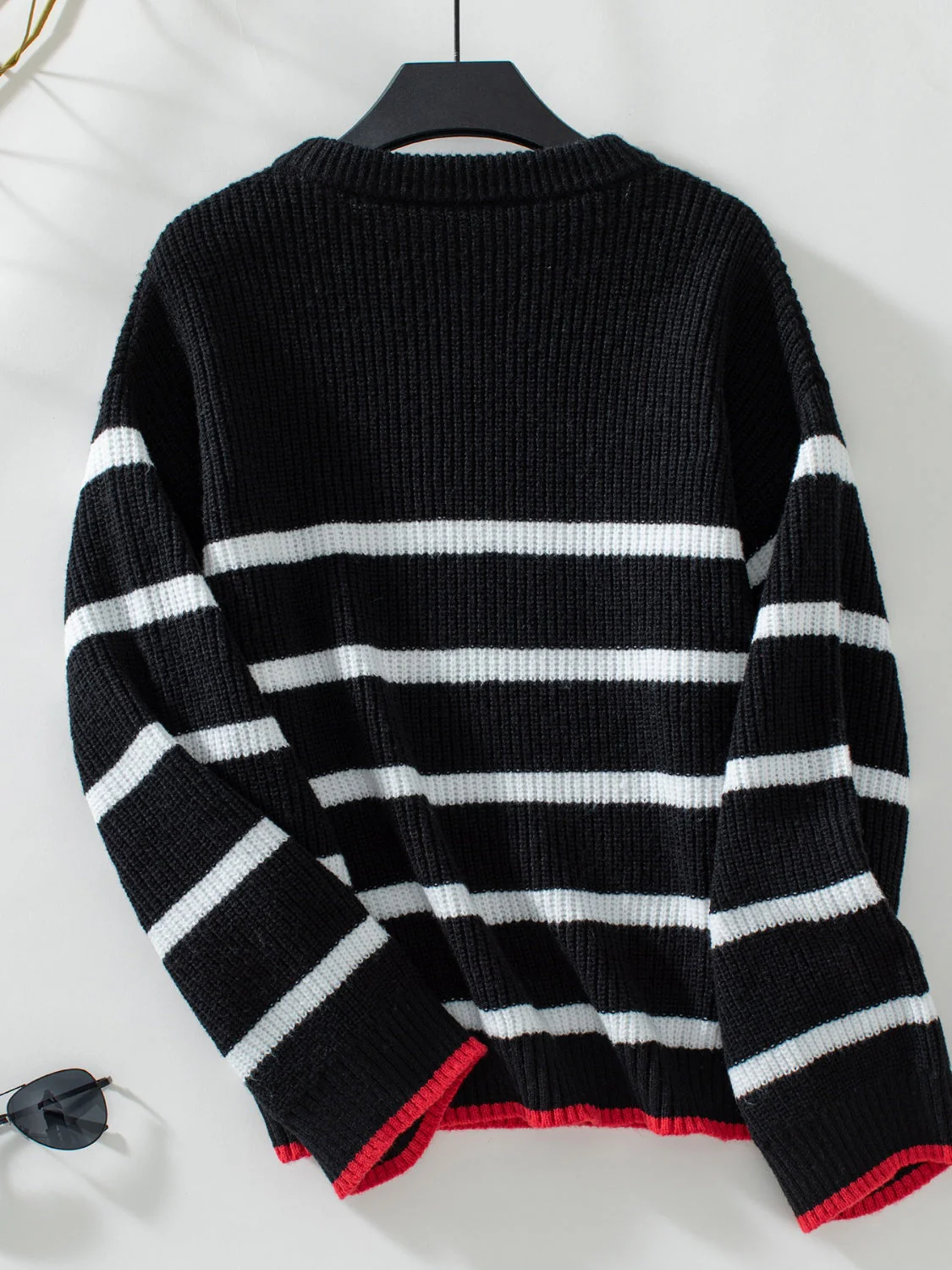 Victoria | Classic and comfortable winter sweater - Image 6