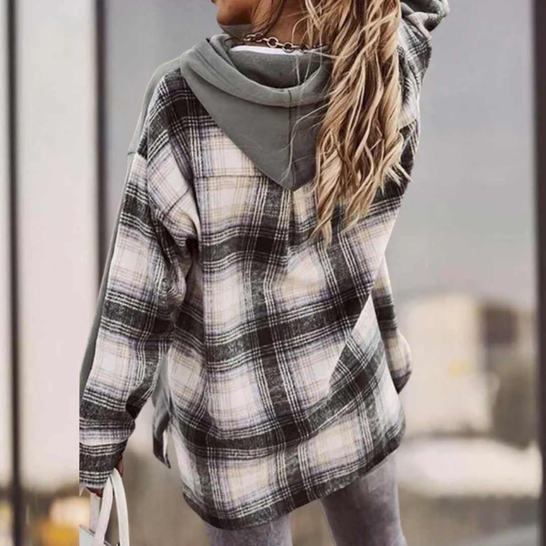 Victoria | Fashionable and comfortable winter sweater.