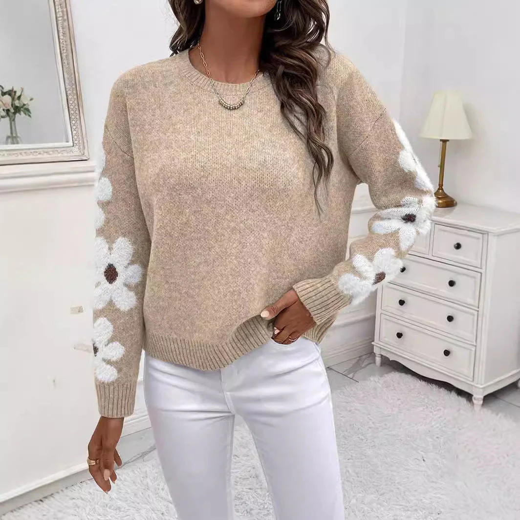 Violeta | Knitted sweater with a floral pattern - Image 4