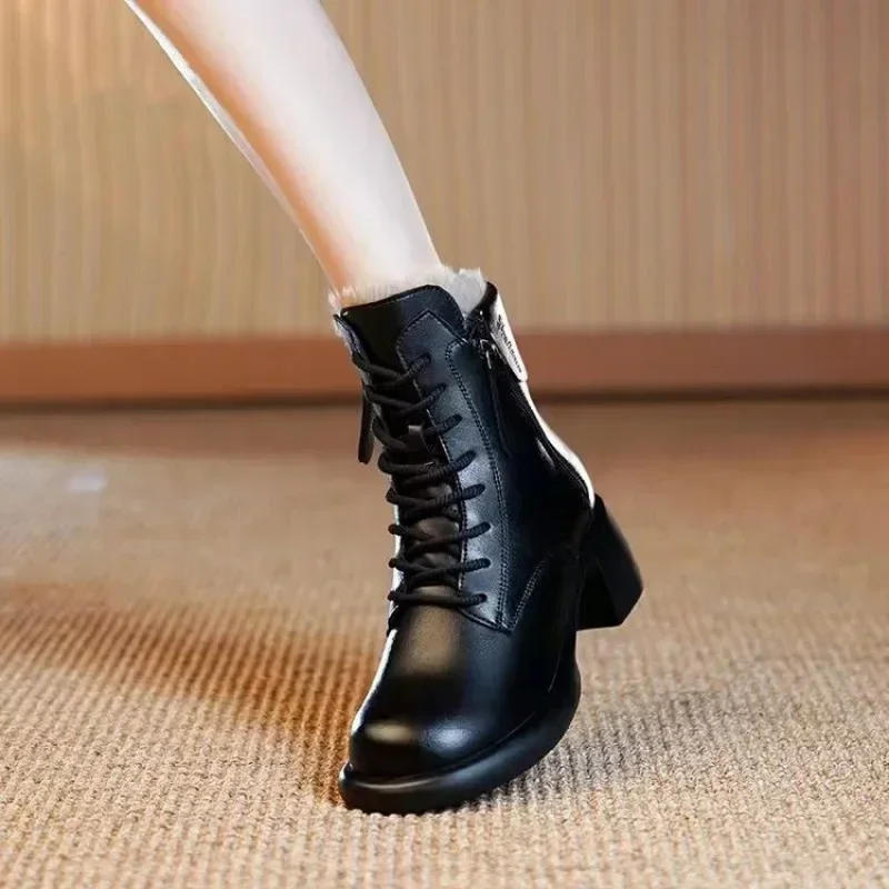 Vittoria | Luxurious women's boots with side zip - Image 4