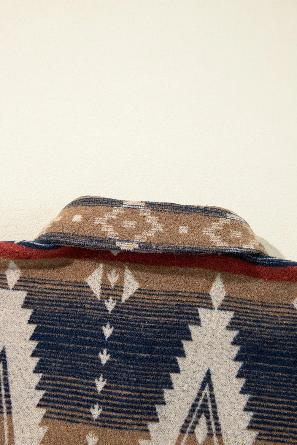 Vittoria | Modern and fashionable winter clothing item - Image 8
