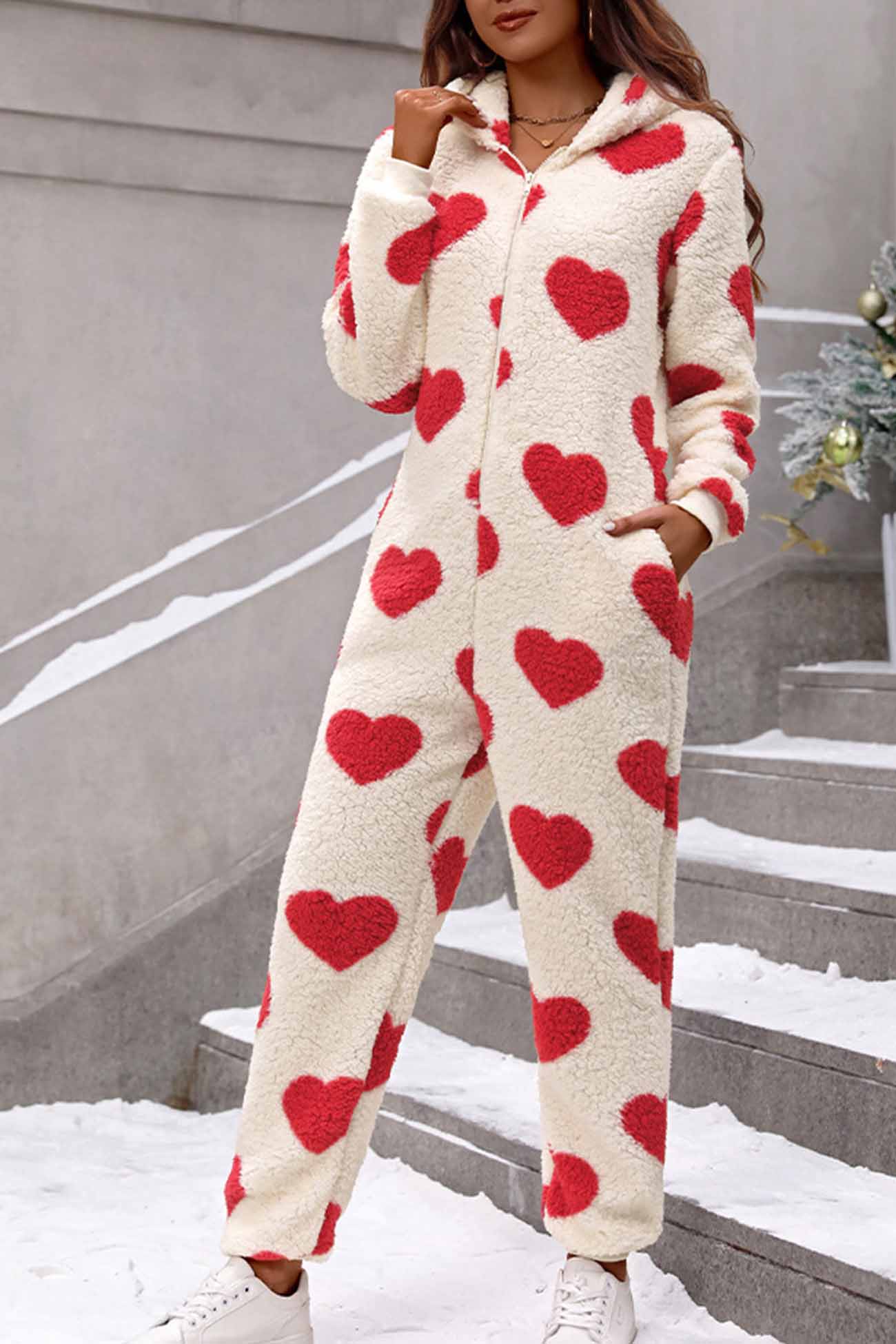 Vittoria | Plush heart jumpsuits with hood and zip - Image 4