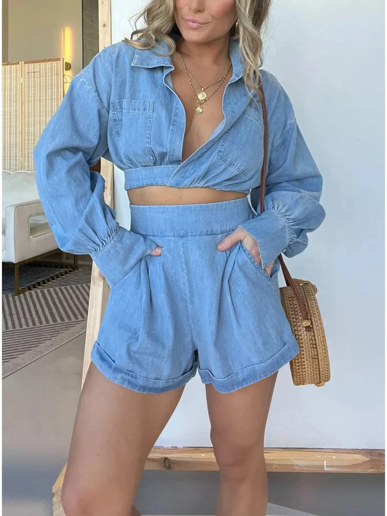 Vittoria® | Stylish Long-Sleeved Denim Tee And Shorts Set - Image 3