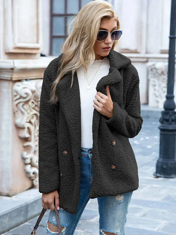 Viviana | Chic and versatile winter garment - Image 7