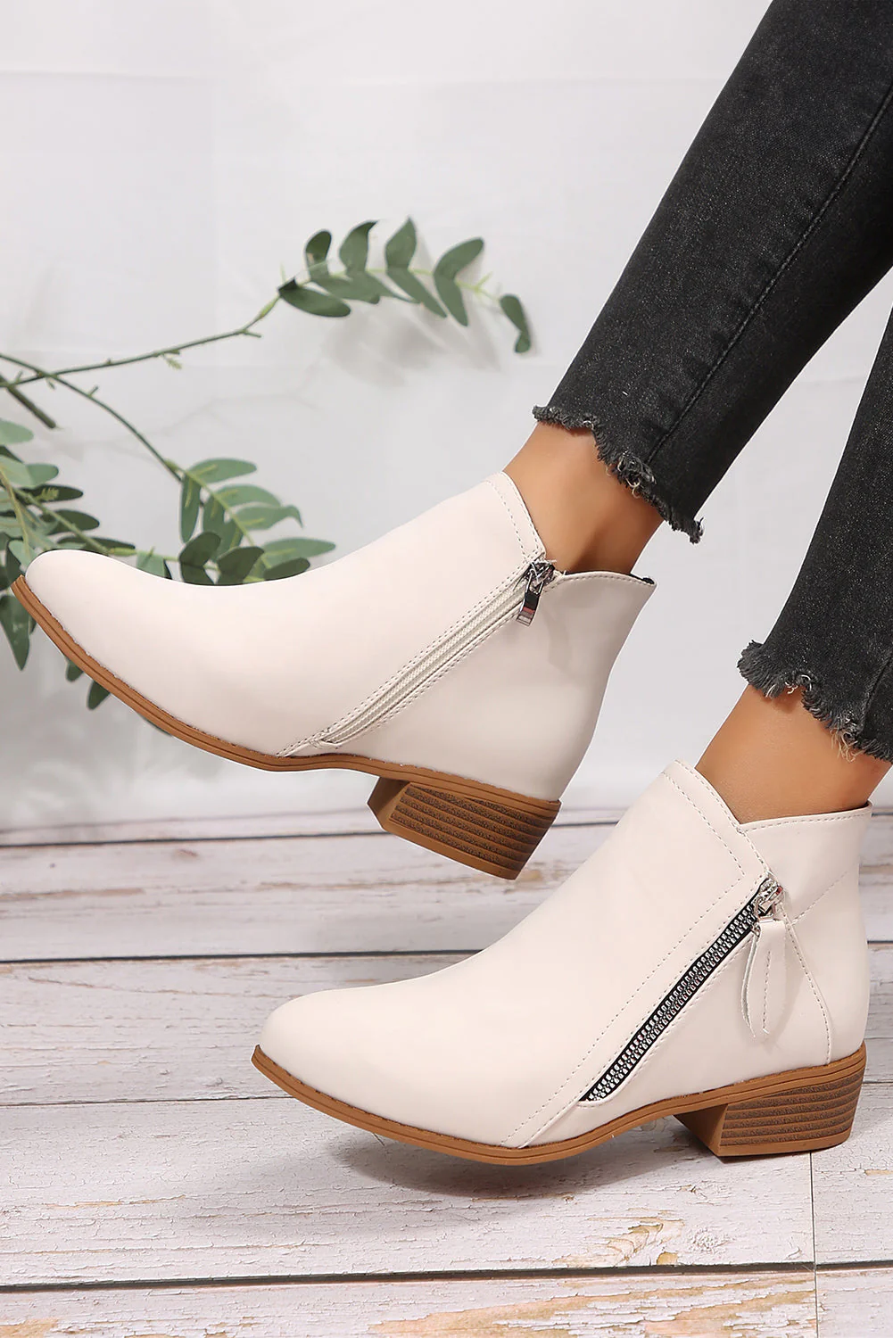 Wanda | Trendy and supportive orthopedic boots - Image 13