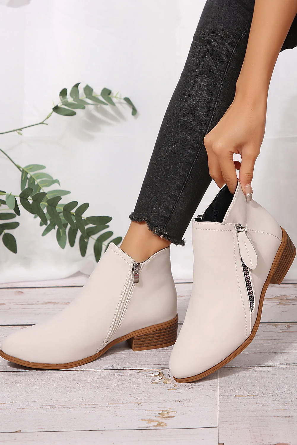 Wanda | Trendy and supportive orthopedic boots - Image 7