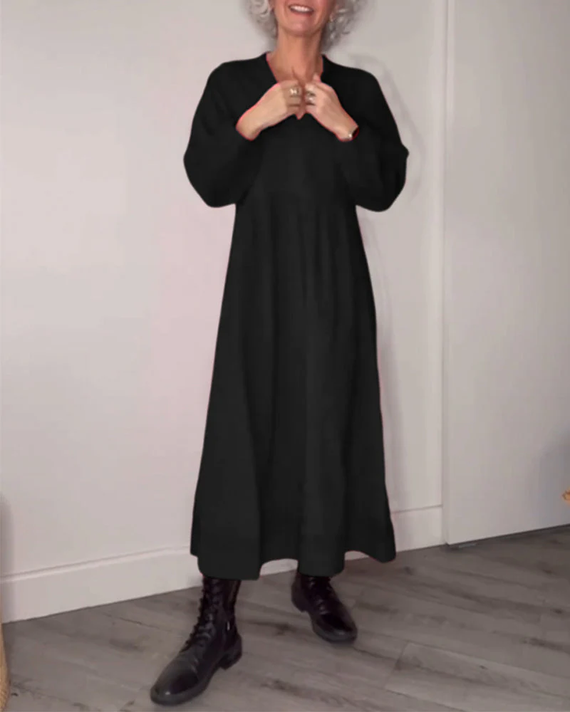Xaviera | Elegant long dress with V-neck and pockets - Image 4