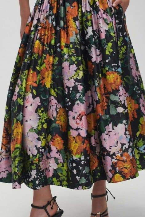 Xaviera® | Printed Midi Dress  With V-Neck And Puff Sleeves - Image 4
