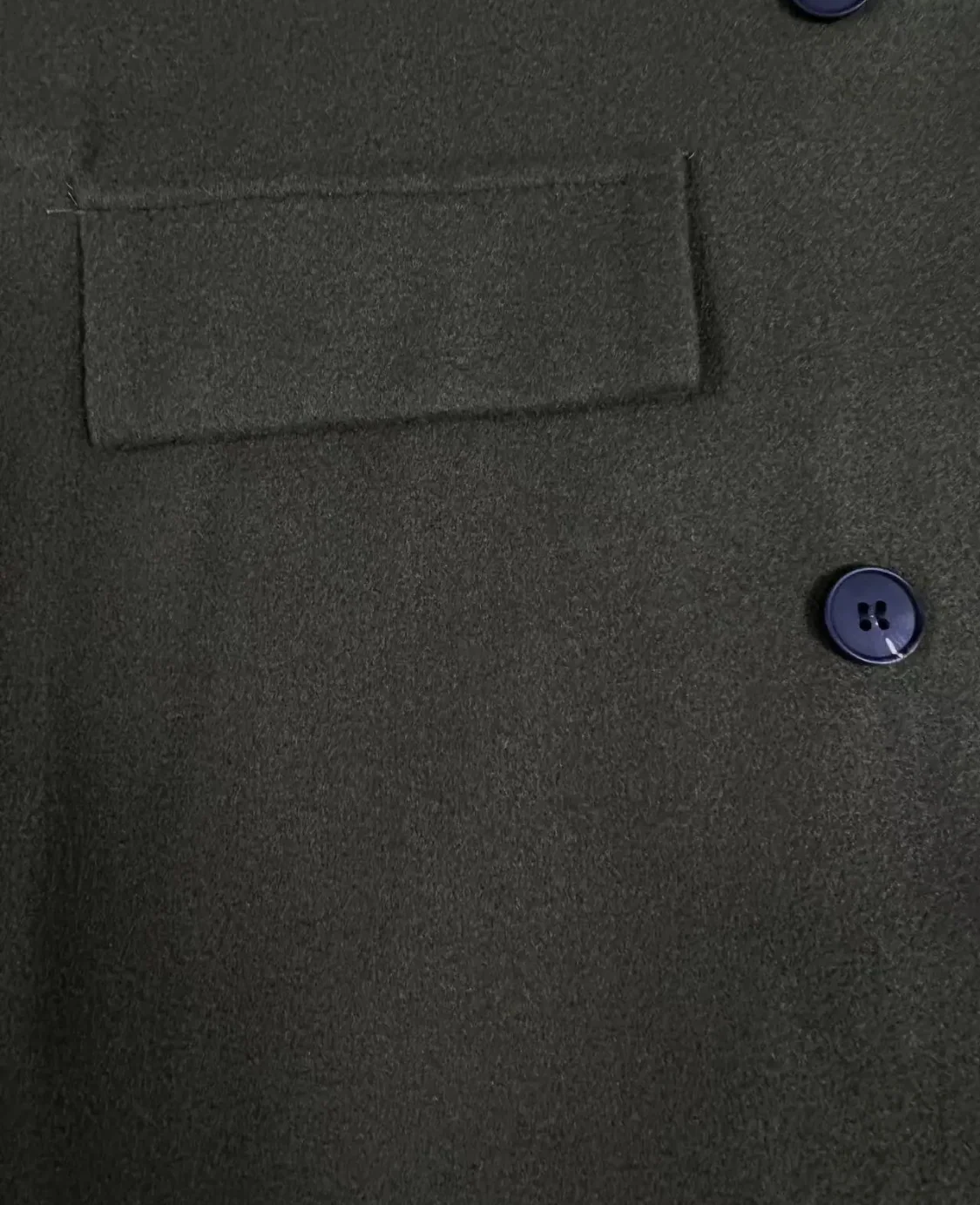 Yadira | Classic and comfortable winter garment - Image 8