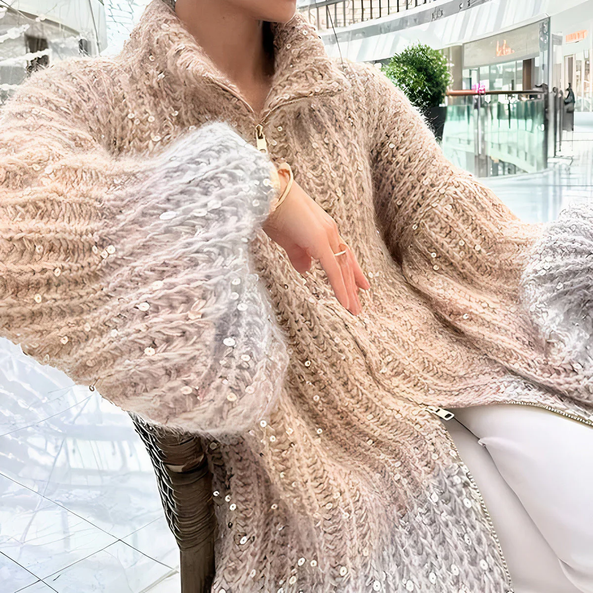 Yadira | Shiny silk sweater
