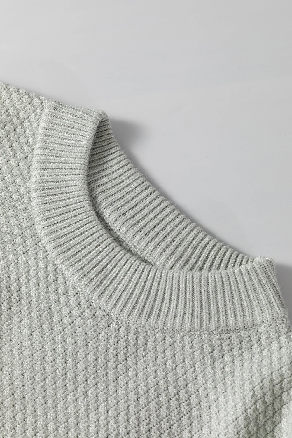 Yadira | Stylish and elegant winter sweater - Image 8