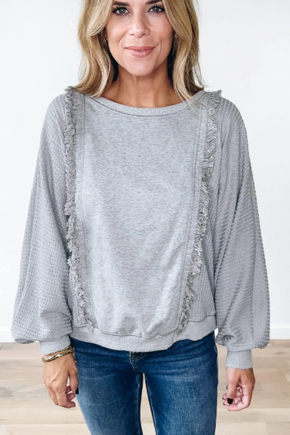 Yamel | Long sleeve sweatshirt with a crew neck and raw hem - Image 2