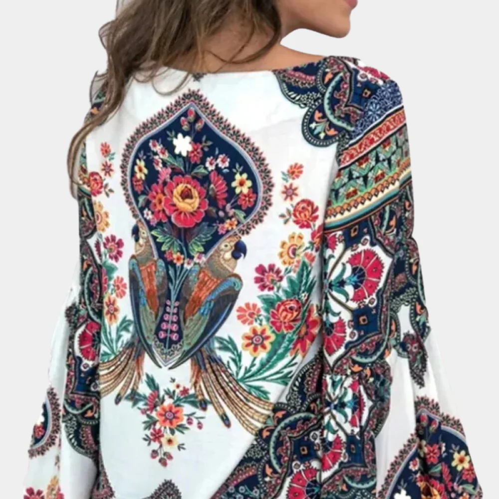 Yanet | Casual and effortless winter blouse