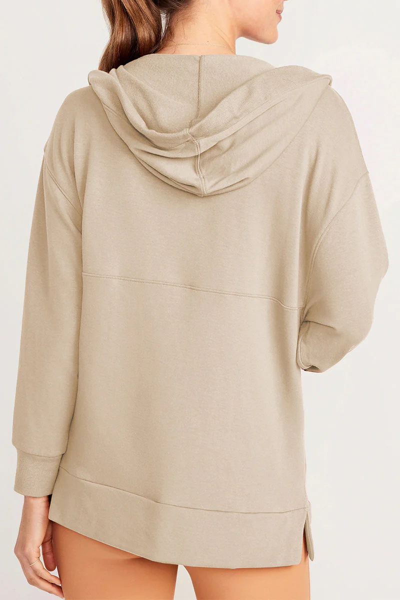 Yesenia | Casual solid tops with pockets and V-neck - Image 12