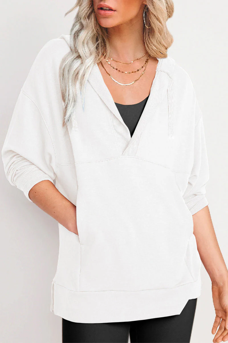 Yesenia | Casual solid tops with pockets and V-neck - Image 13