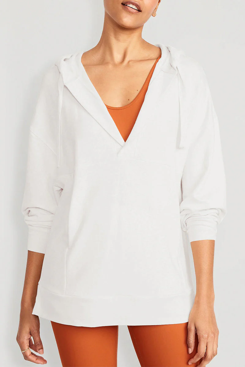 Yesenia | Casual solid tops with pockets and V-neck - Image 14