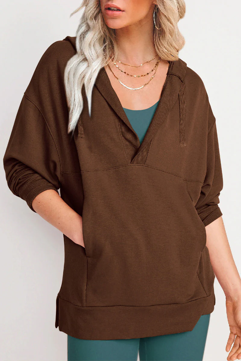 Yesenia | Casual solid tops with pockets and V-neck - Image 7